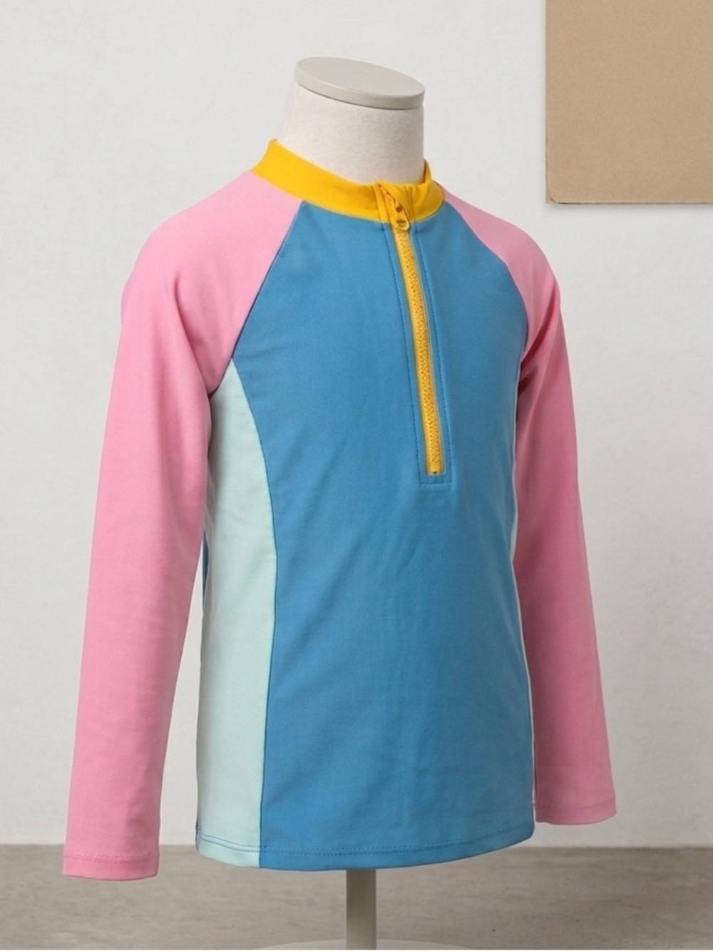 NWT DSG Girls' Long Sleeve Rash Guard - Aqua Blue / Pink - Size M (10/12)